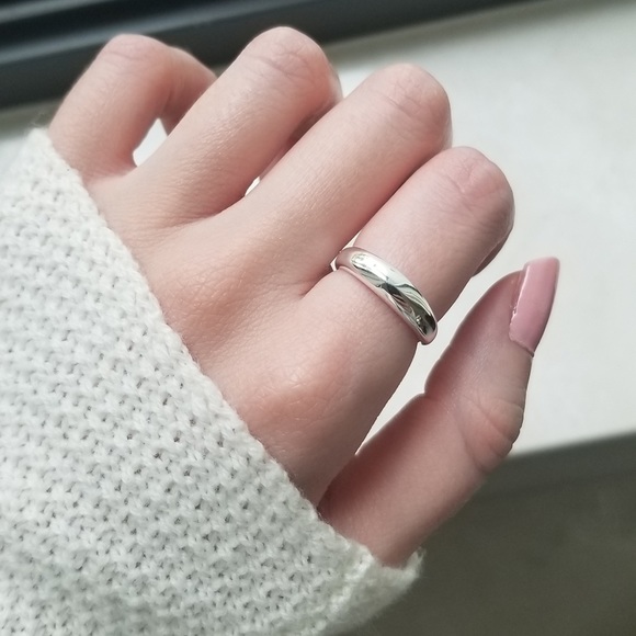 925 Sterling Silver Thin Dome Ring - Picture 5 of 5